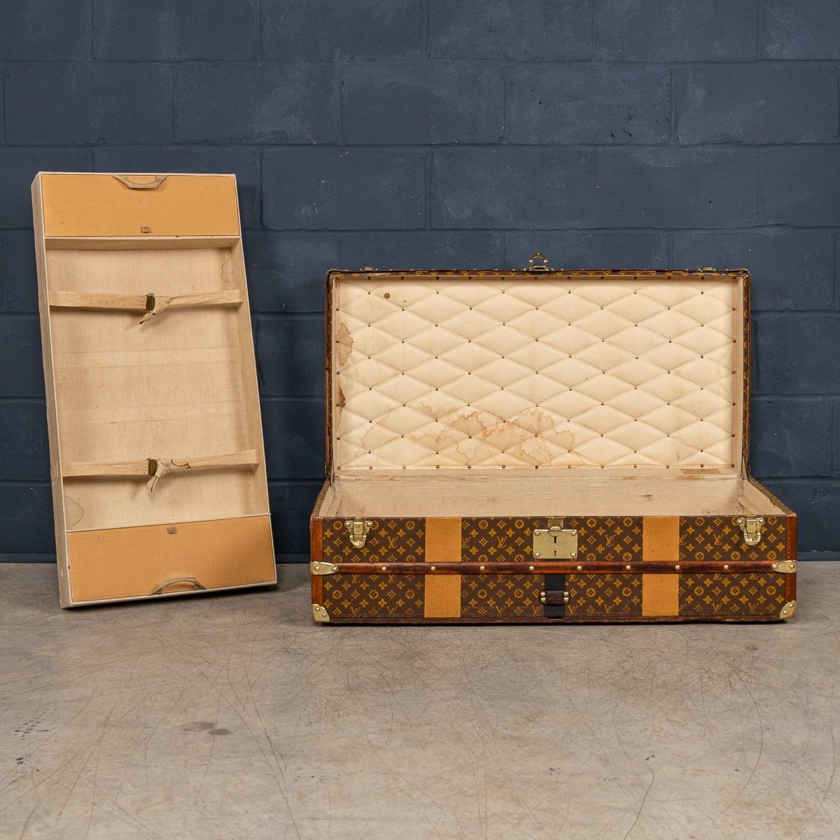 Antique 20th Century Louis Vuitton Cabin Trunk In Monogram Canvas, France c.1910 5