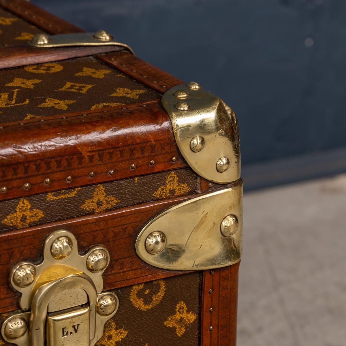 Antique 20th Century Louis Vuitton Cabin Trunk In Monogram Canvas, France c.1910 9