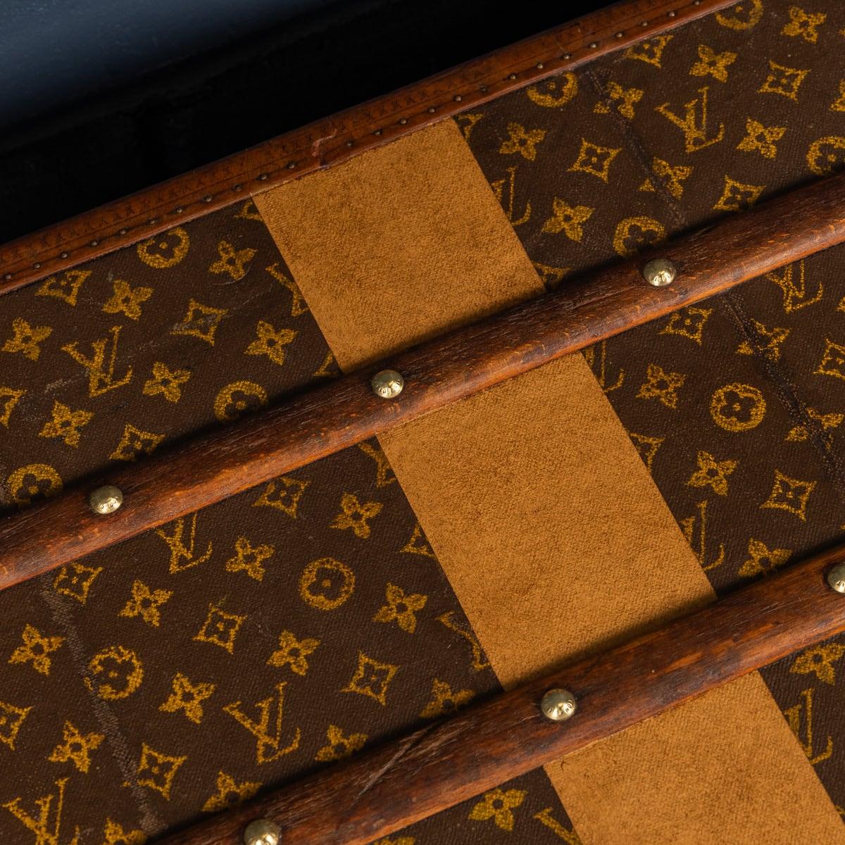 Antique 20th Century Louis Vuitton Cabin Trunk In Monogram Canvas, France c.1910 12