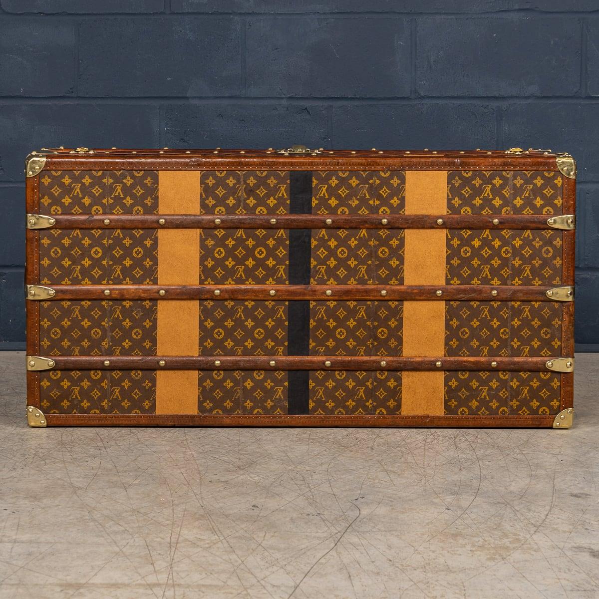 Antique 20th Century Louis Vuitton Cabin Trunk In Monogram Canvas, France c.1910 3