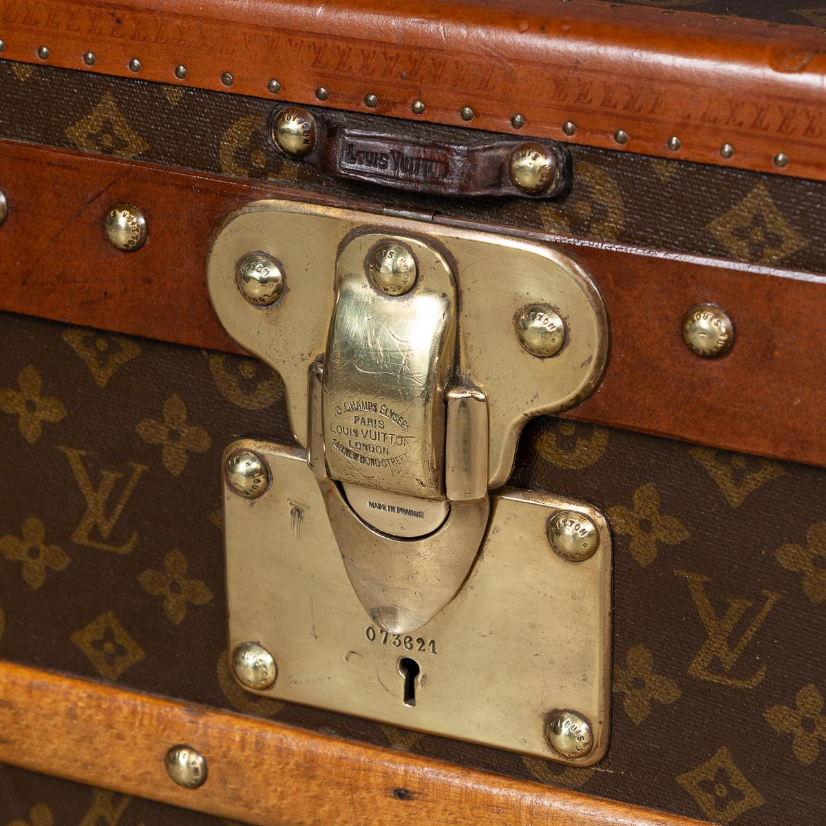 Antique 20th Century Louis Vuitton Cabin Trunk In Monogram Canvas, France c.1920 For Sale 13
