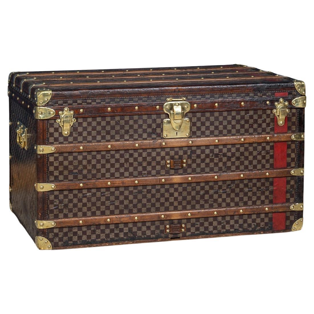 Antique 20th Century Louis Vuitton Courier Trunk In Damier Canvas, France c.1900