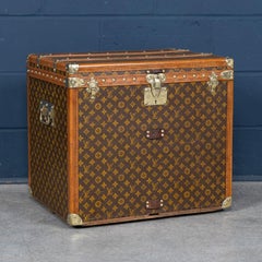 Antique 20th Century Louis Vuitton Hat Trunk In Monogram Canvas, France c.1910