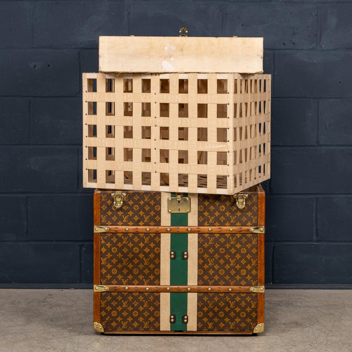 Antique 20th Century Louis Vuitton Hat Trunk In Monogram Canvas, France c.1920 For Sale 5
