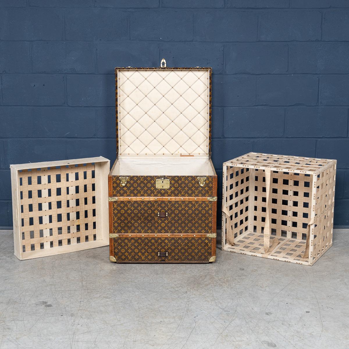 Antique 20th Century Louis Vuitton Hat Trunk In Monogram Canvas, France c.1920 For Sale 6
