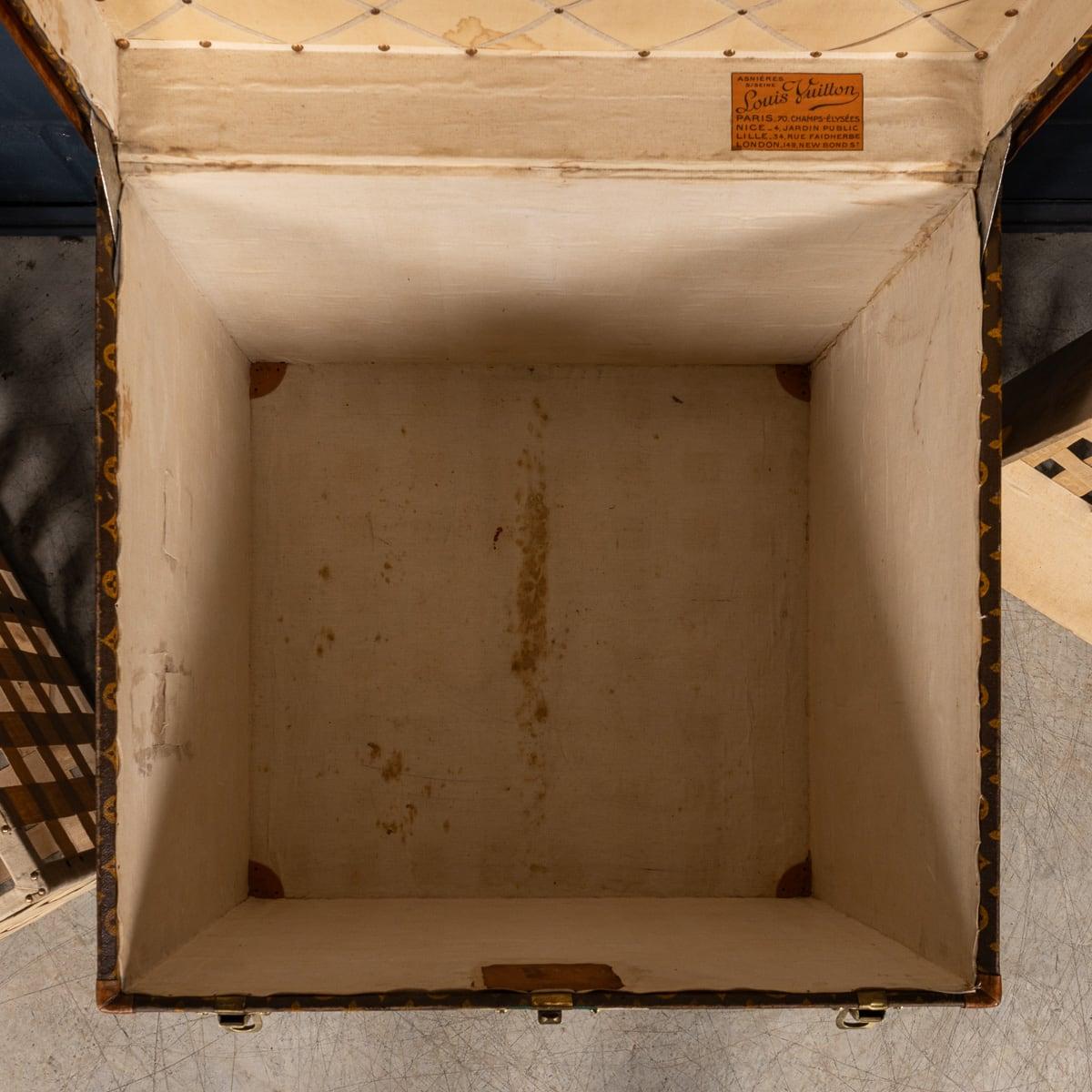 Antique 20th Century Louis Vuitton Hat Trunk In Monogram Canvas, France c.1920 For Sale 7