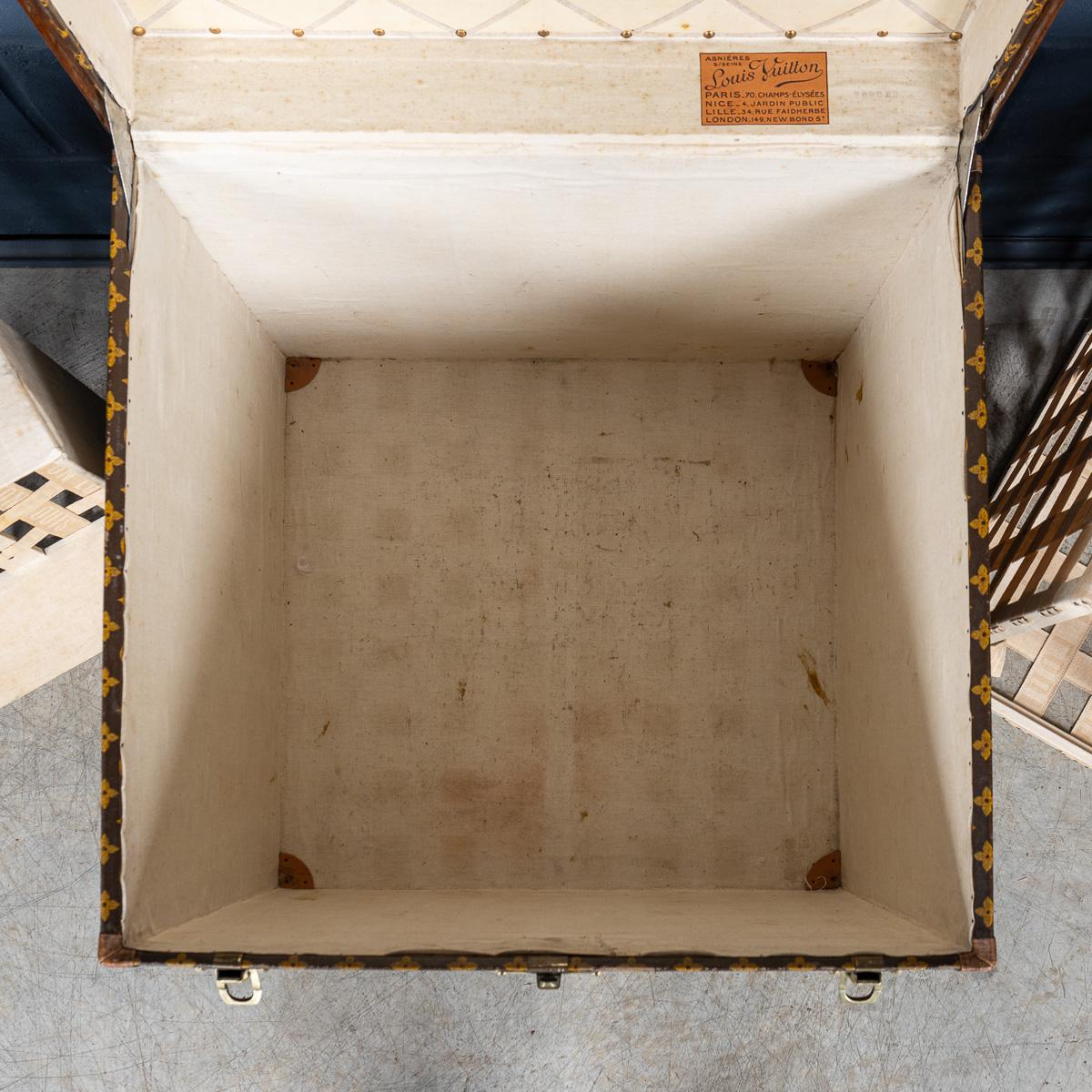 Antique 20th Century Louis Vuitton Hat Trunk In Monogram Canvas, France c.1920 For Sale 7