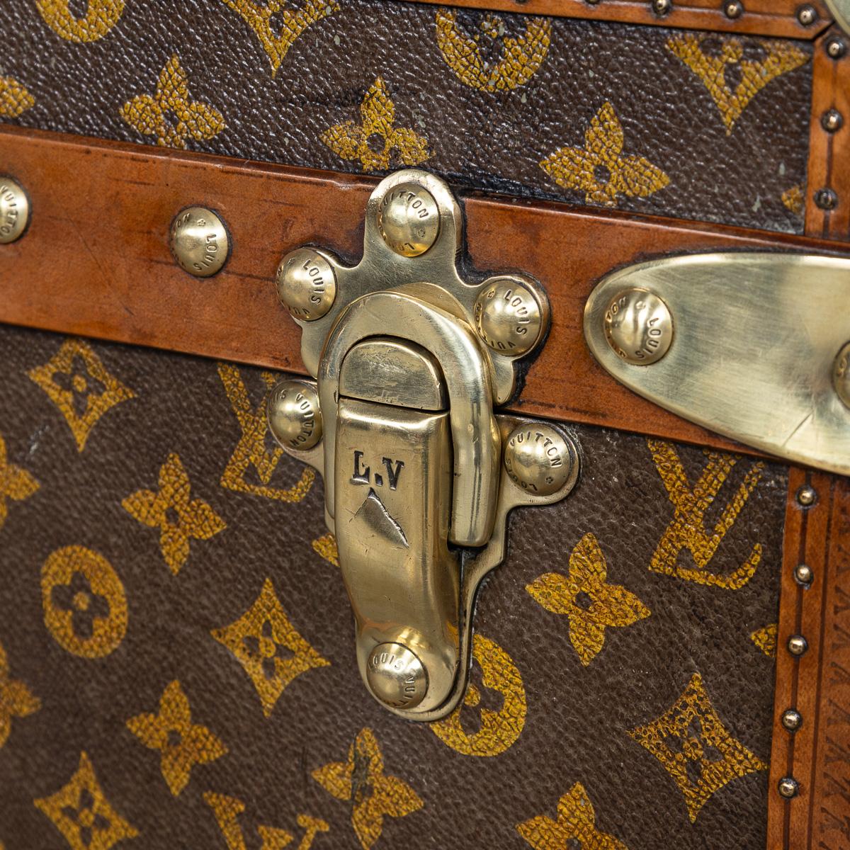 Antique 20th Century Louis Vuitton Hat Trunk In Monogram Canvas, France c.1920 For Sale 14