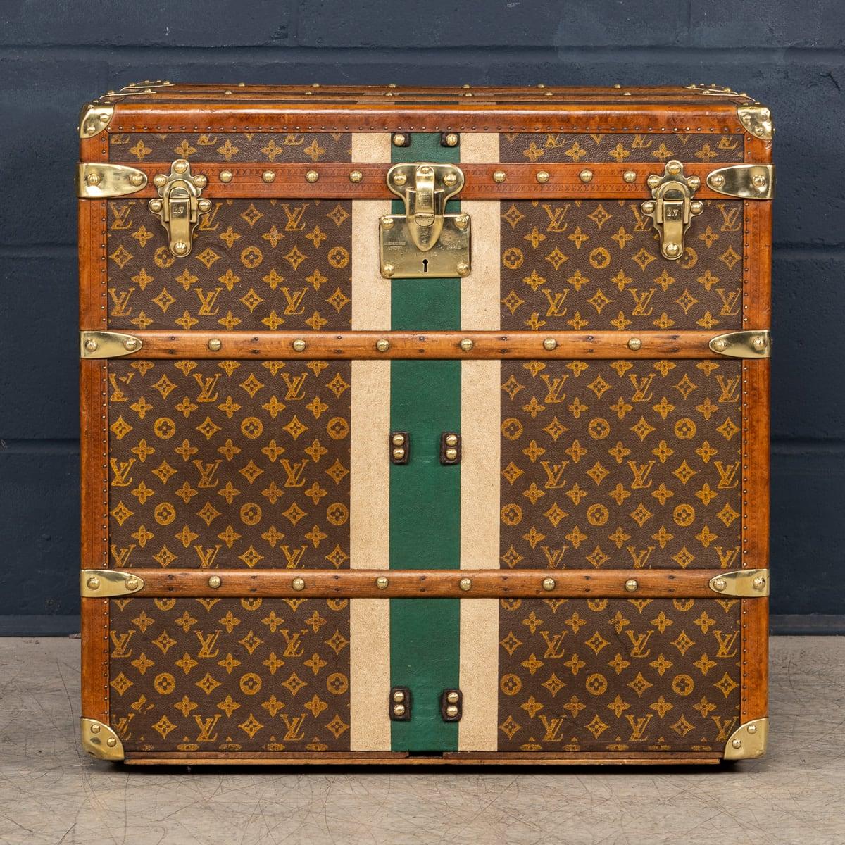 French Antique 20th Century Louis Vuitton Hat Trunk In Monogram Canvas, France c.1920 For Sale