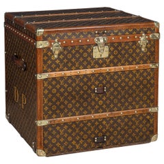 Antique 20th Century Louis Vuitton Hat Trunk In Monogram Canvas, France c.1920