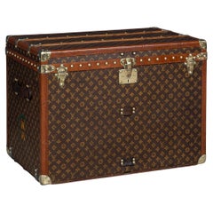 Antique 20th Century Louis Vuitton Hat Trunk In Monogram Canvas, France c.1920