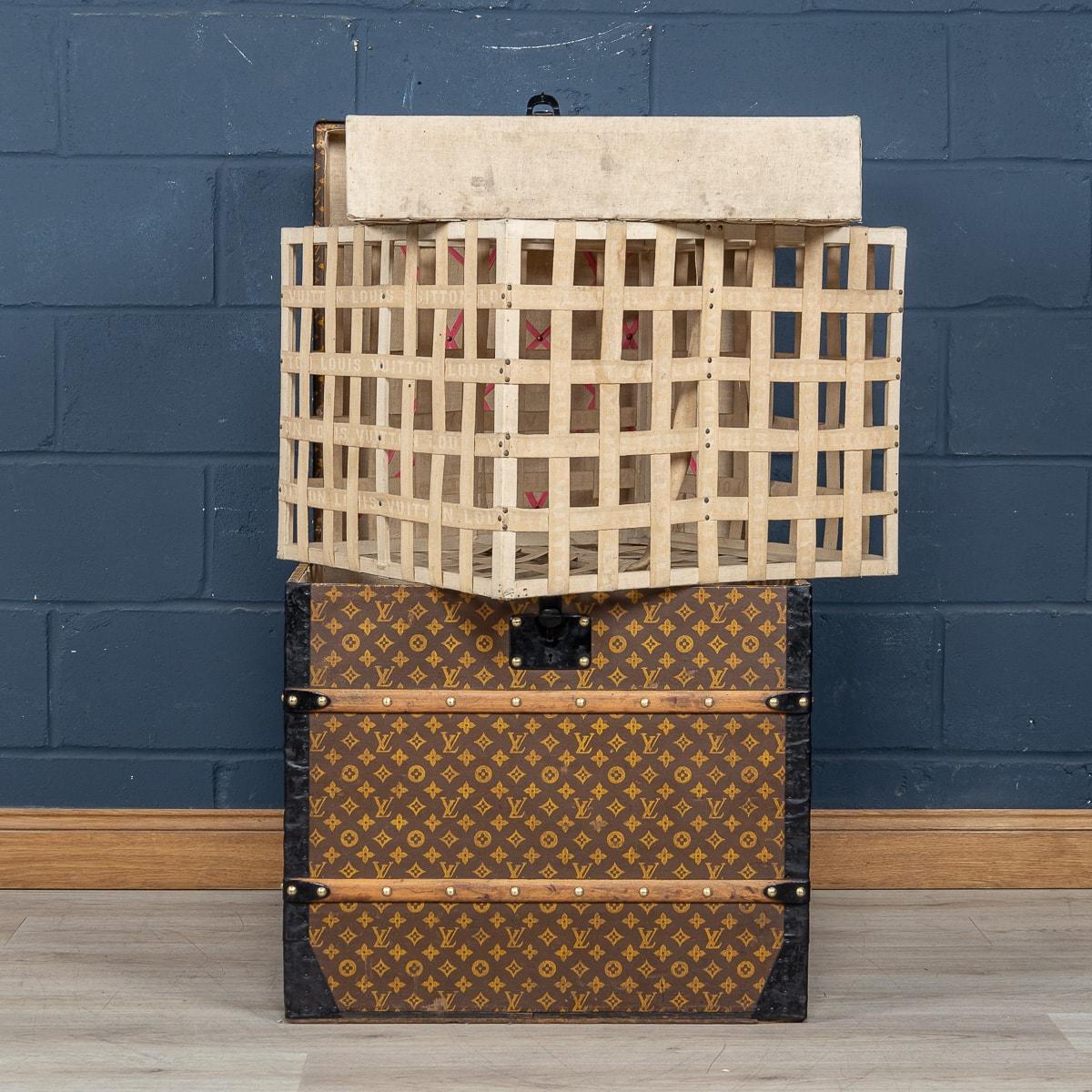 Antique 20th Century Louis Vuitton Hat Trunk In Monogram Canvas, Paris c.1900 3