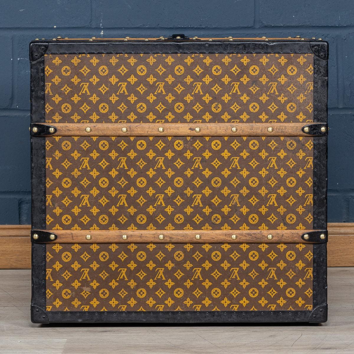 Ancienne malle à chapeau Louis Vuitton du 20ème siècle en toile monogrammée, Paris, vers 1900 en vente 2