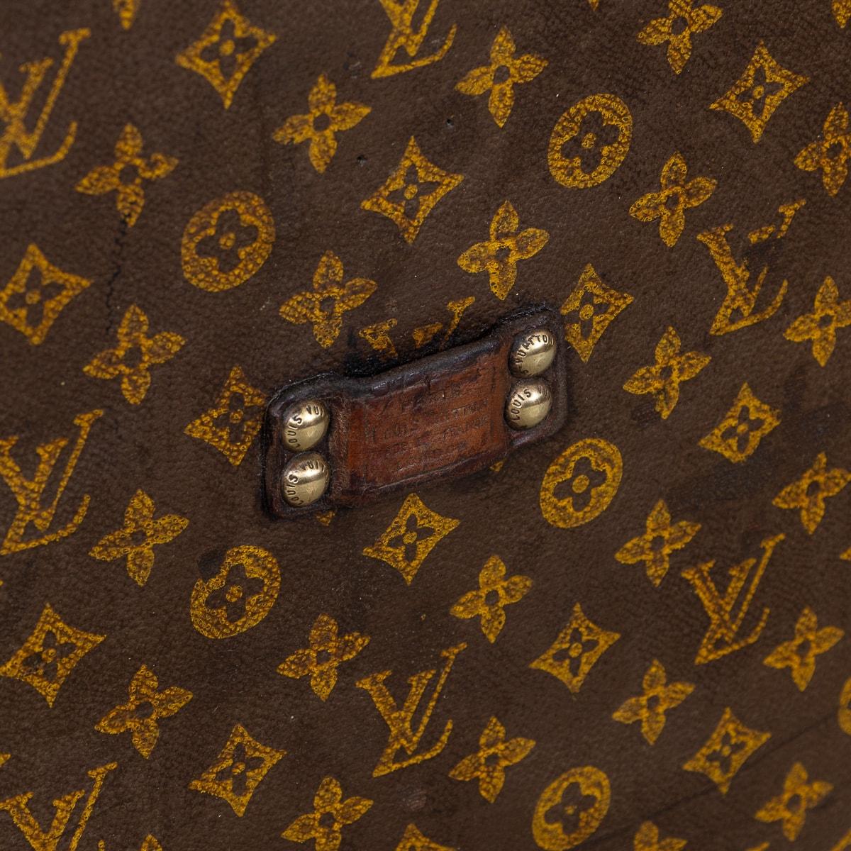 Antique 20th Century Louis Vuitton Hat Trunk In Monogram Canvas, Paris c.1920 11
