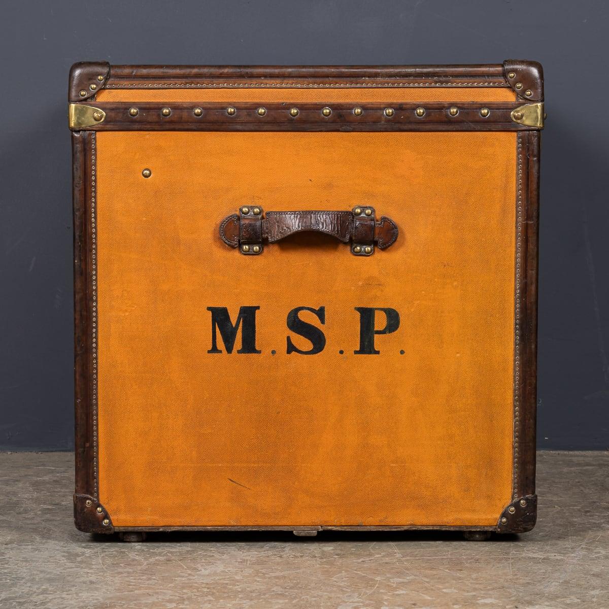 Antique 20th Century Louis Vuitton Hat Trunk In Orange 