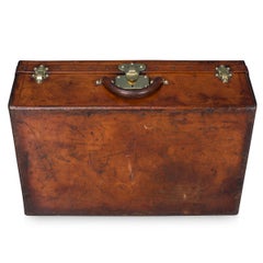Antique 20th Century Louis Vuitton Suitcase in Cow Hide, circa 1900