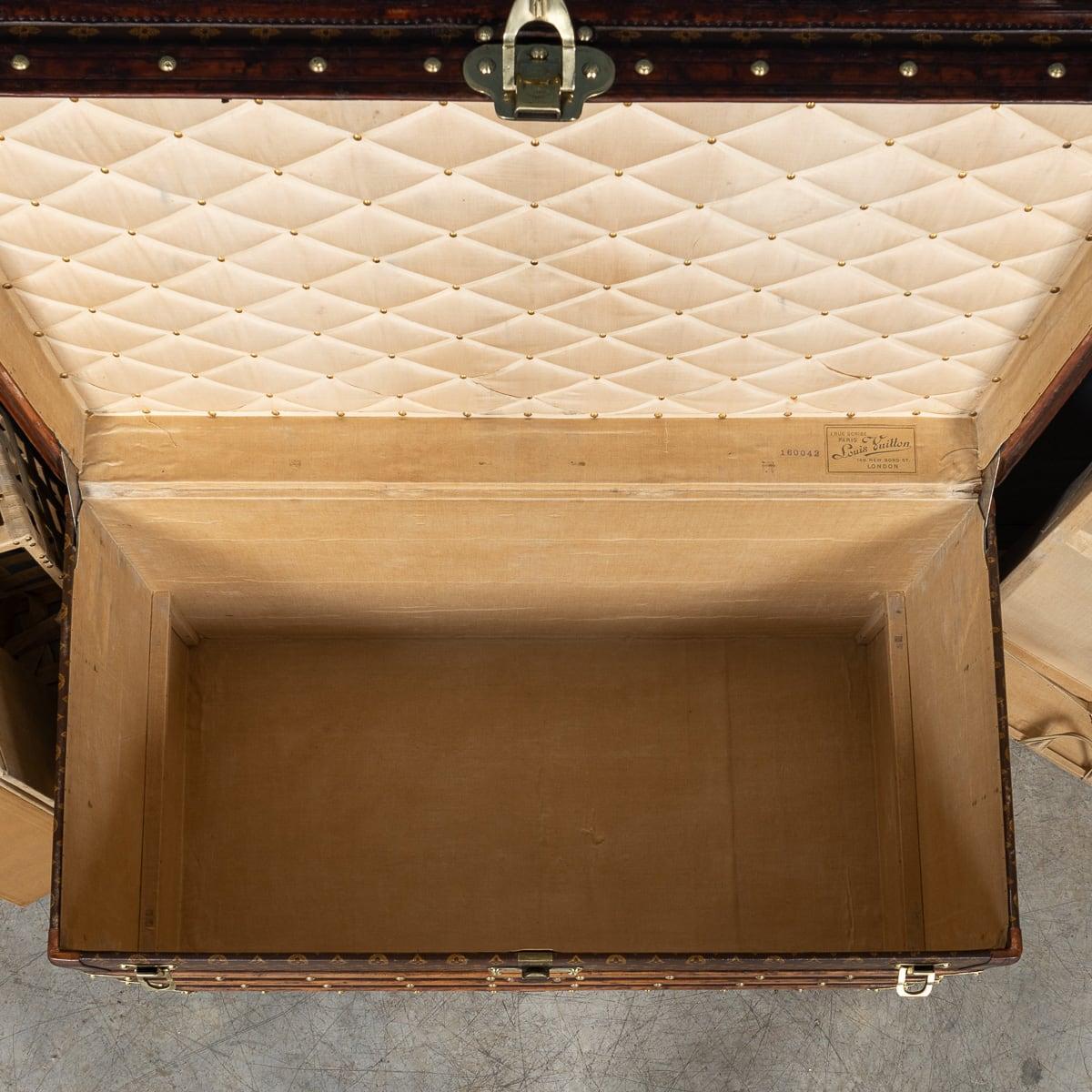 Antike Louis Vuitton-Truhe des 20. Jahrhunderts aus Monogramm-Leinwand mit Monogramm, Frankreich um 1900 im Angebot 6