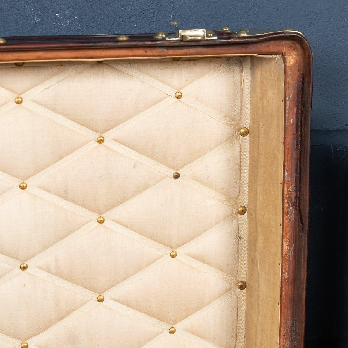 Antike Louis Vuitton-Truhe des 20. Jahrhunderts aus Monogramm-Leinwand mit Monogramm, Frankreich um 1900 im Angebot 10