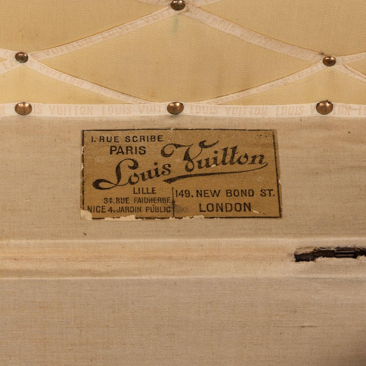 Antique 20th Century Louis Vuitton Trunk In Monogram Canvas, France c.1910 For Sale 7