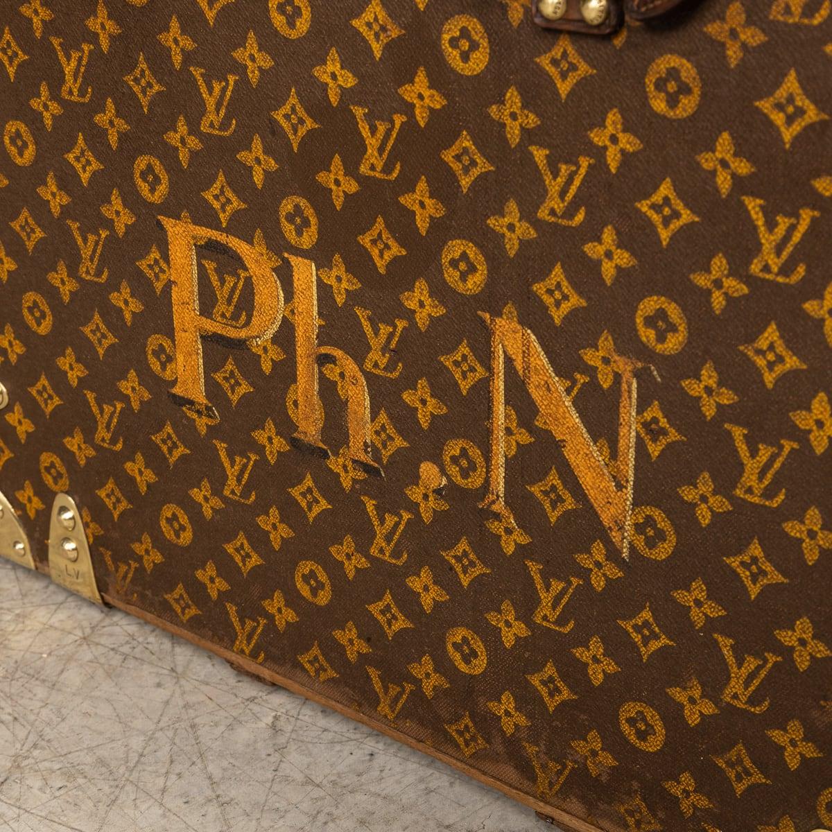 Antique 20th Century Louis Vuitton Trunk In Monogram Canvas, France c.1910 For Sale 12