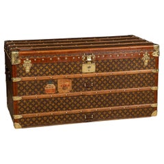 Antico baule Louis Vuitton del XX secolo in tela Monogram, Francia, 1910 ca.