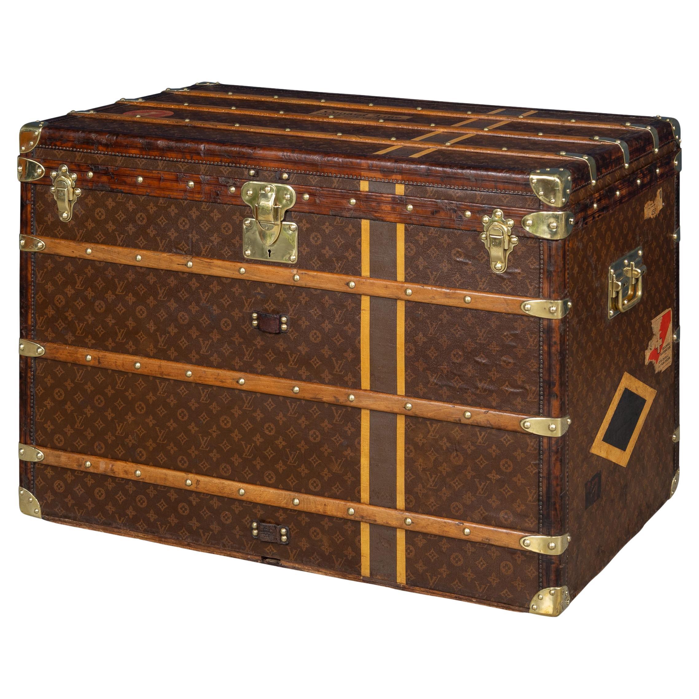Antique 20th Century Louis Vuitton Trunk In Monogram Canvas, France c.1920 For Sale
