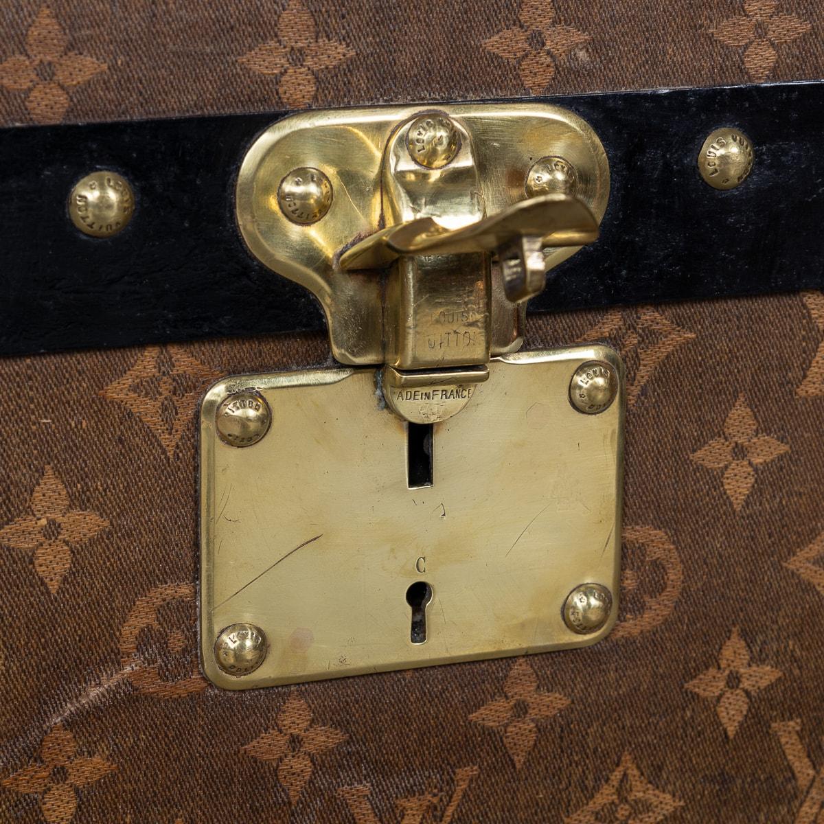 Antico baule Louis Vuitton del XX secolo in tela intrecciata, Francia c.1900 in vendita 11
