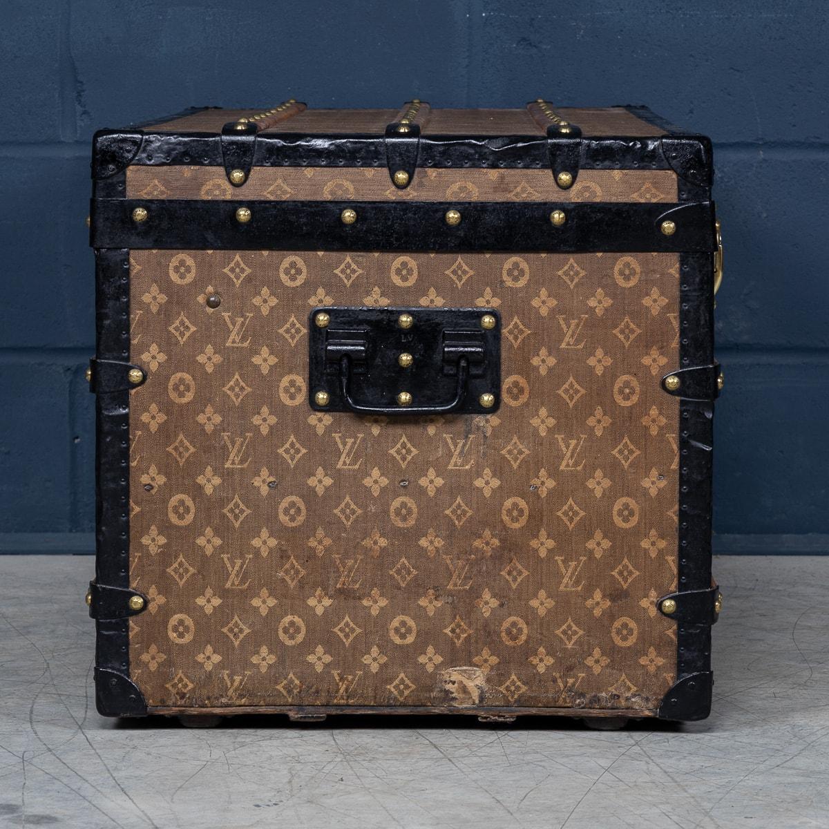 Metal Antique 20th Century Louis Vuitton Trunk In Woven Canvas, France c.1900 For Sale