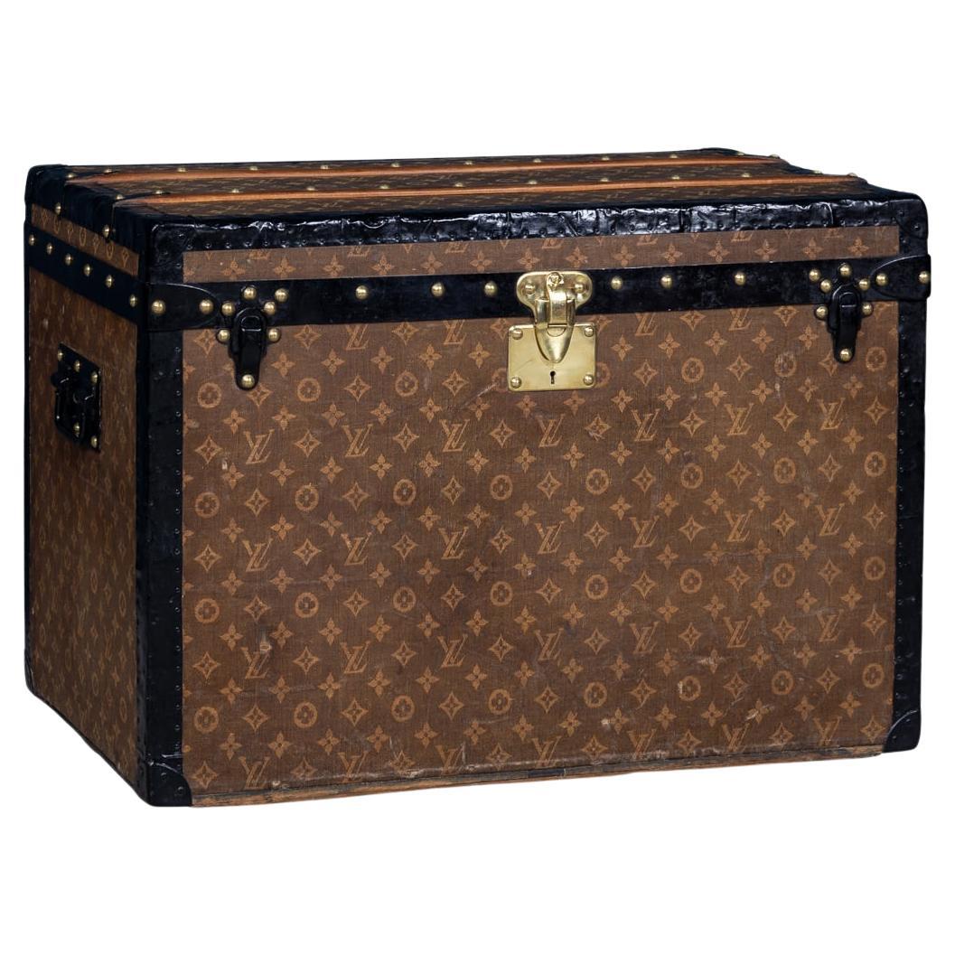 Antique 20th Century Louis Vuitton Trunk In Woven Canvas, France c.1900