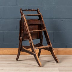 Chaise de bibliothèque métamorphique en chêne antique du 20ème siècle, Angleterre, vers 1900