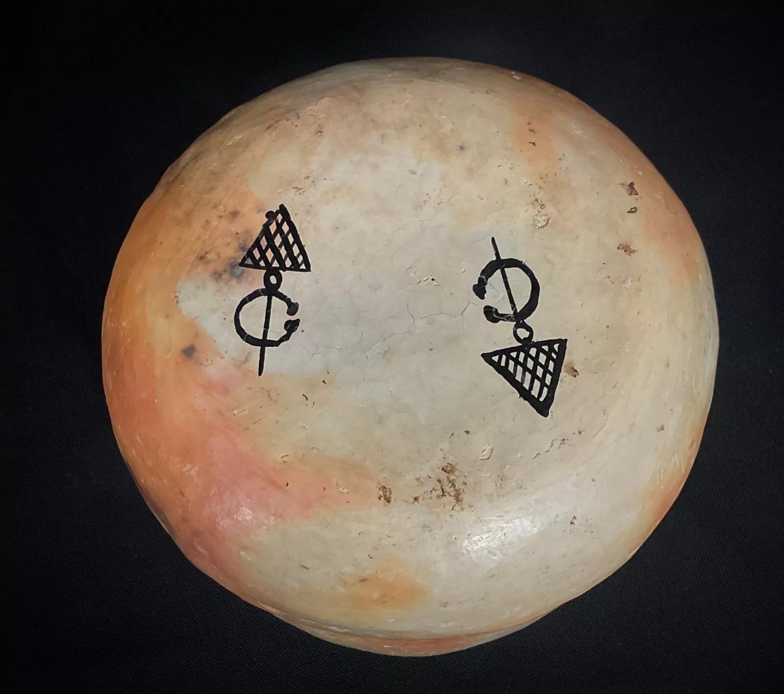 Antique 20th Century North African Clay Pot Signed Sabiha - 2Y526 For Sale 3