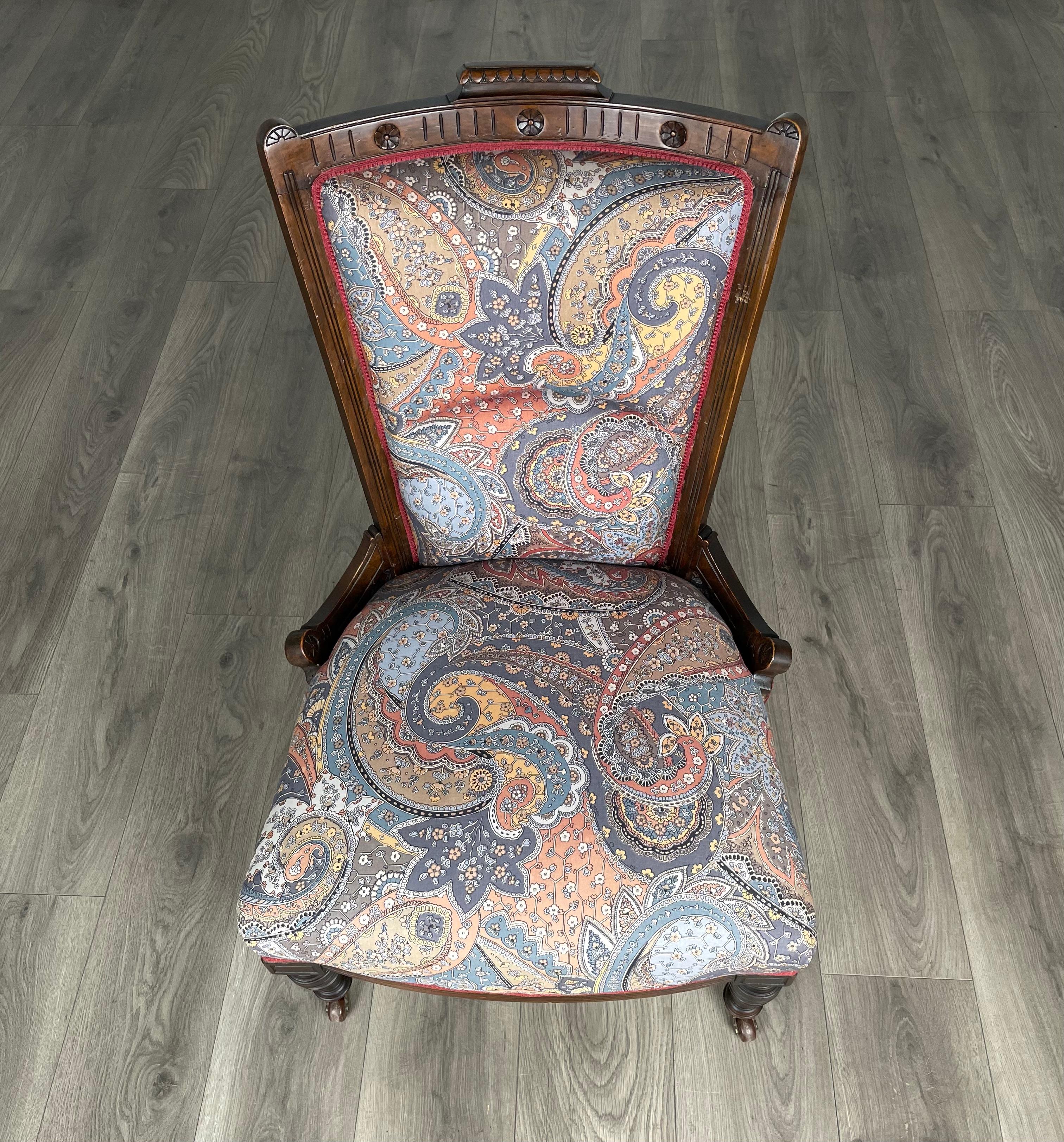 Fauteuil d'infirmière du 20ème siècle en acajou (REF AF-3096) en vente 4