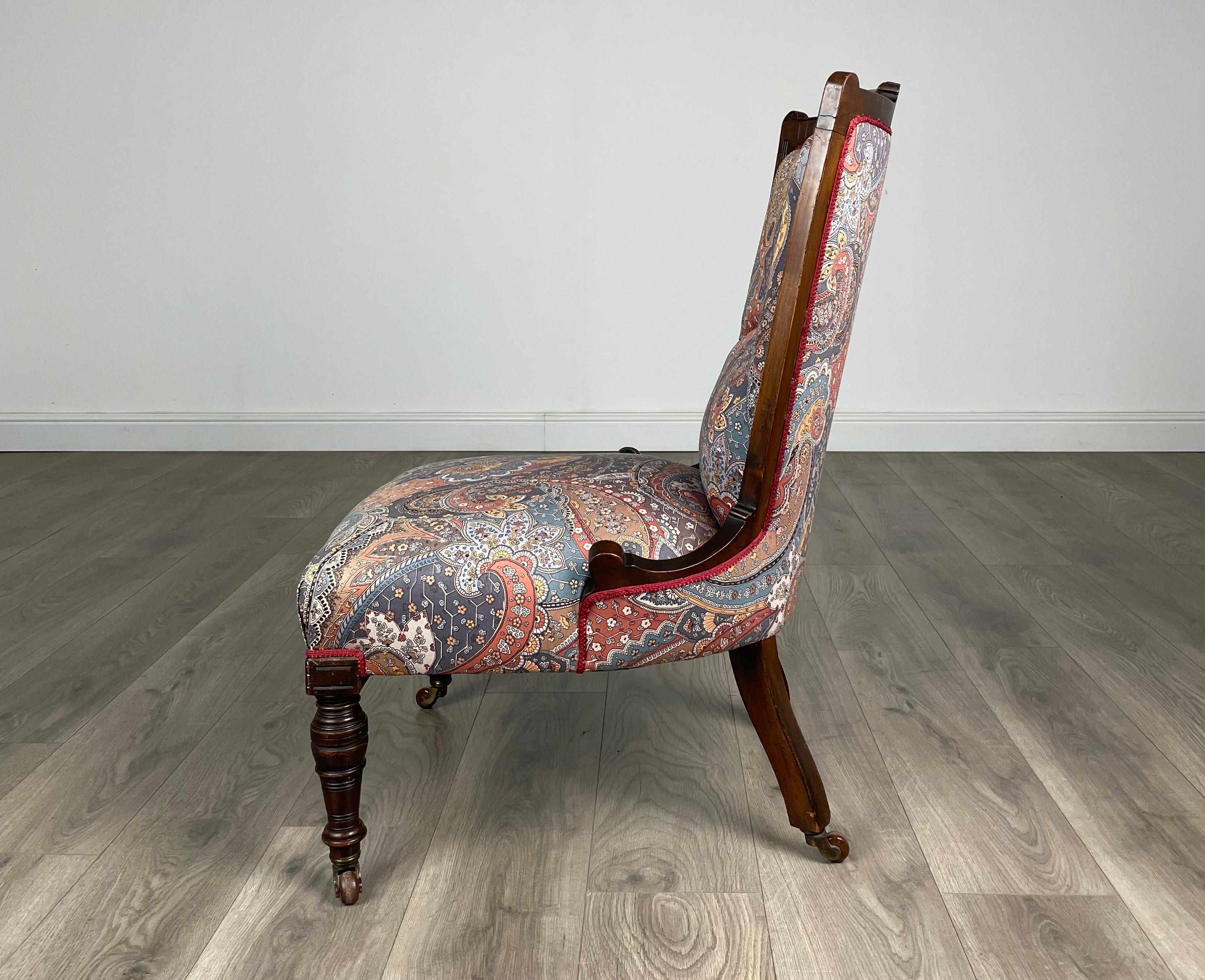 Britannique Fauteuil d'infirmière du 20ème siècle en acajou (REF AF-3096) en vente