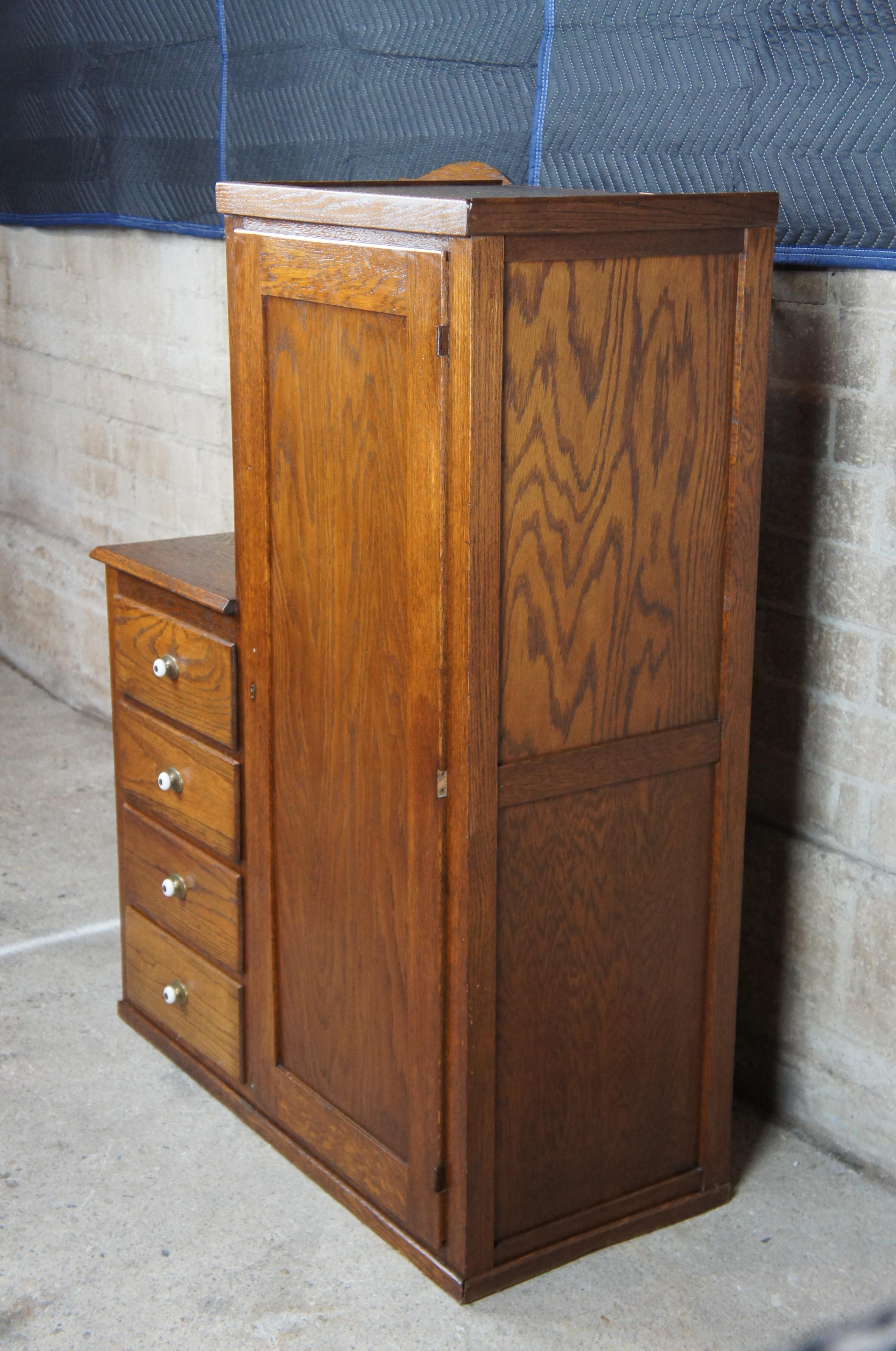 Antique 20th Century Oak Chifforobe Wardrobe Vanity Dresser Hanging Closet In Good Condition In Dayton, OH
