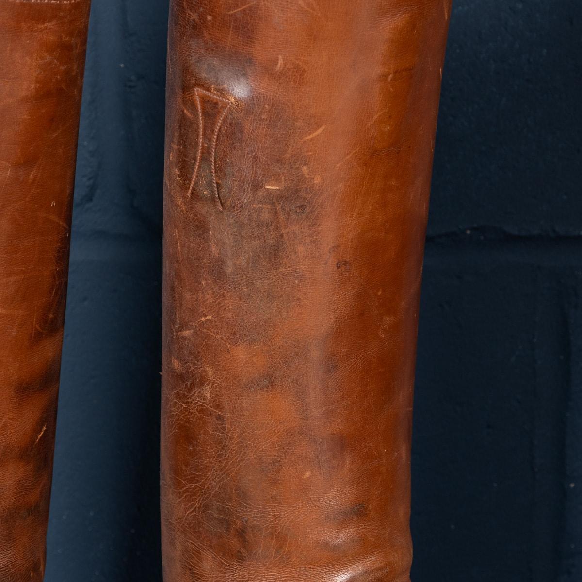 Antique 20th Century Pair Of English Leather Riding Boots And Wooden Trees 3