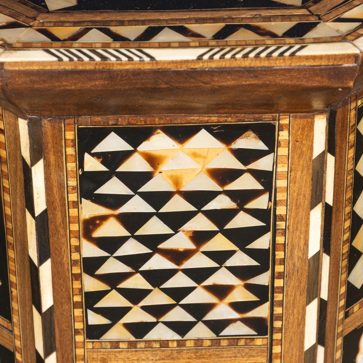 Antique 20th Century Pair Of Octagonal Inlaid Levantine Tables c.1920 7
