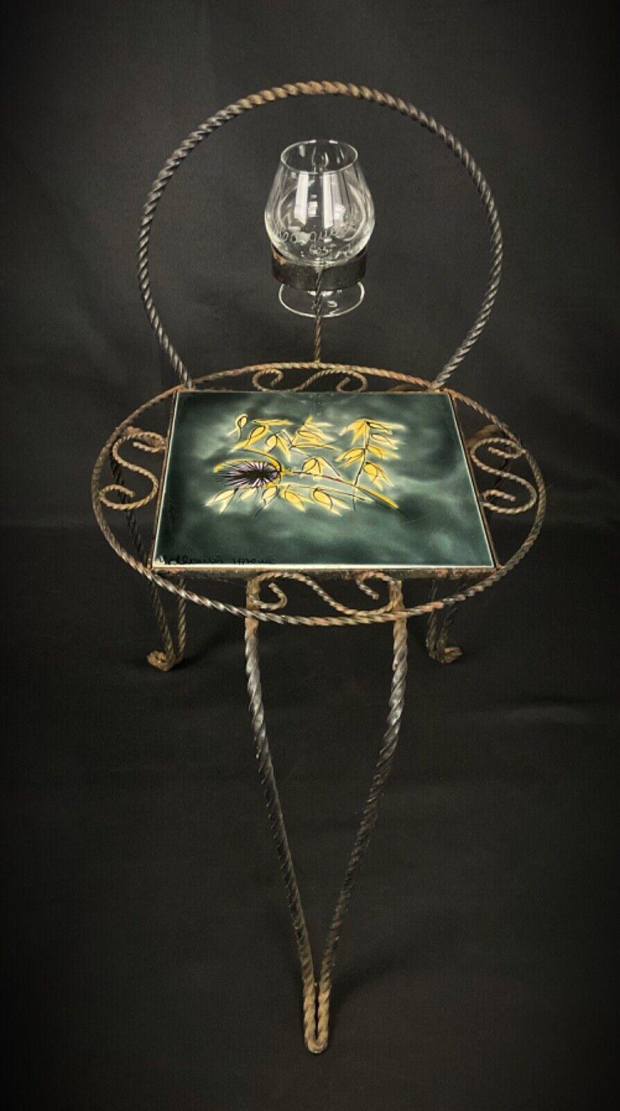Antique 20th Century Pretty Guéridon Table with Vallauris Tile Floral - 2Y532 For Sale 1