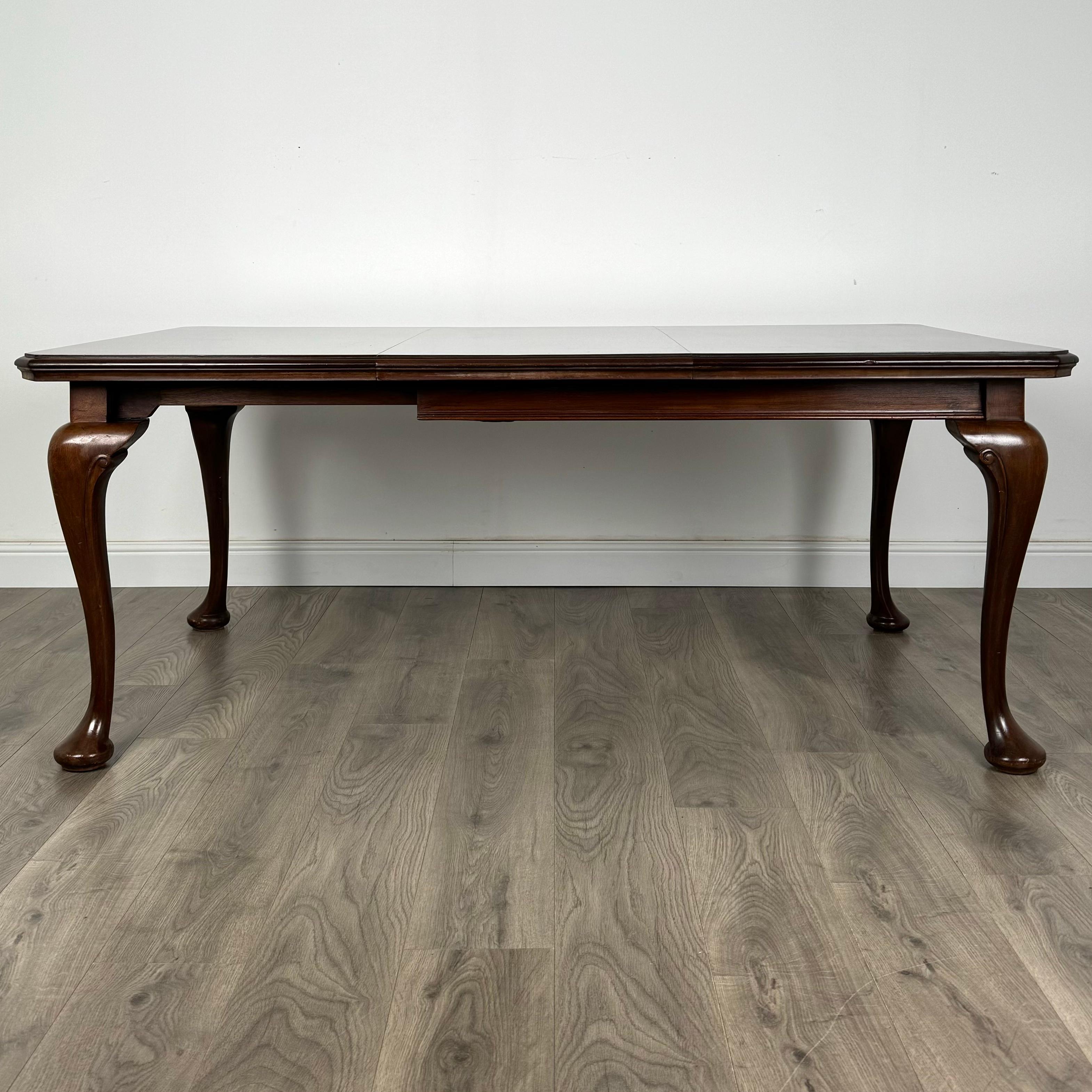Antique 20th Century Queen Anne Style Dining Table ( REF AF-3384 ) In Good Condition In Ledbury, GB
