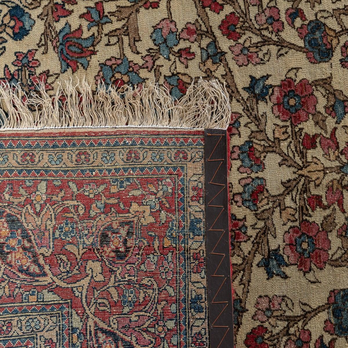 Antique 20th Century Rare Handmade Persian Isfahan Mobarakeh Rug c.1900 For Sale 4