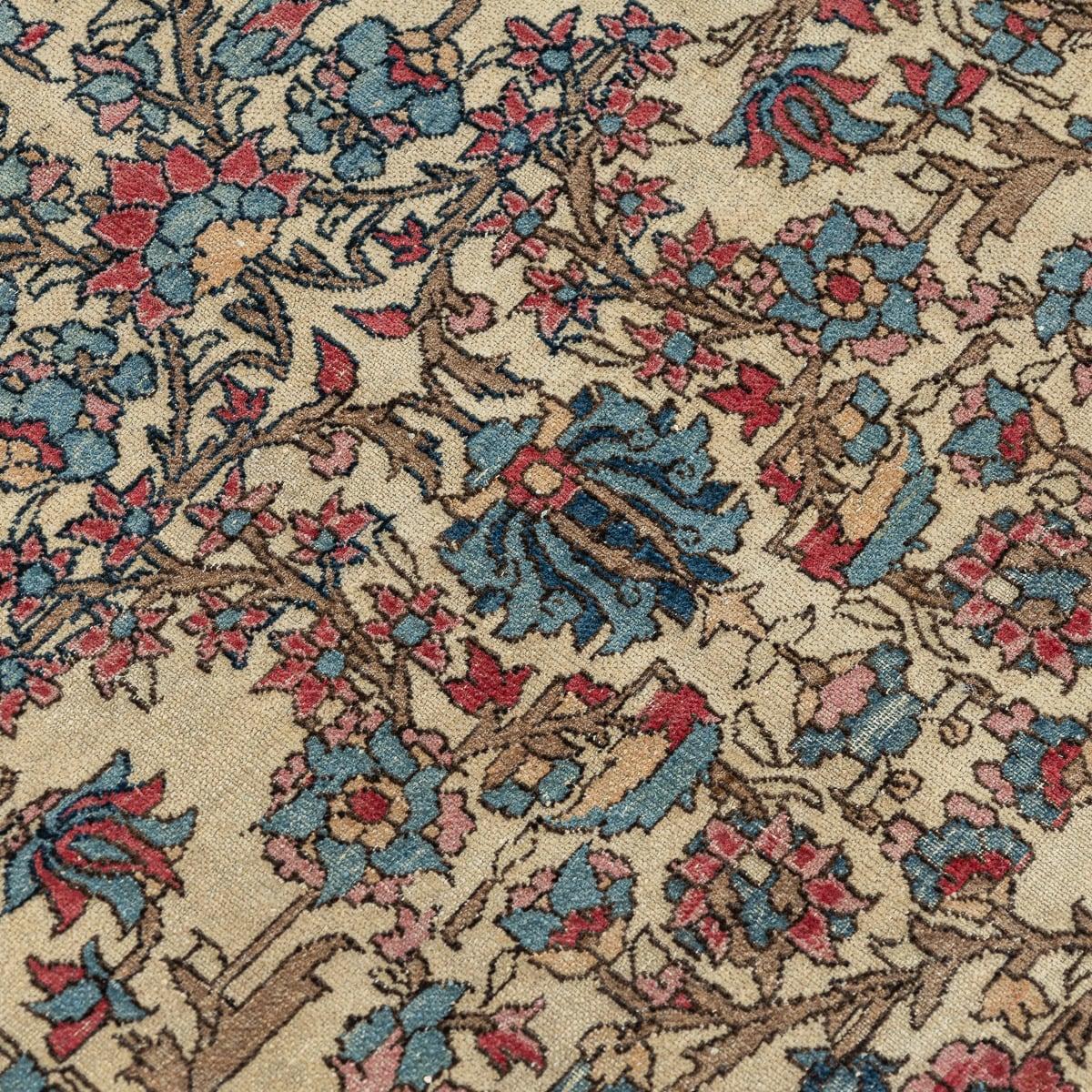 Other Antique 20th Century Rare Handmade Persian Isfahan Mobarakeh Rug c.1900 For Sale