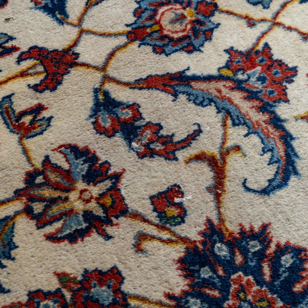 Antiker, seltener, handgefertigter, persischer Najafabad-Teppich des 20. Jahrhunderts, um 1910 im Angebot 6