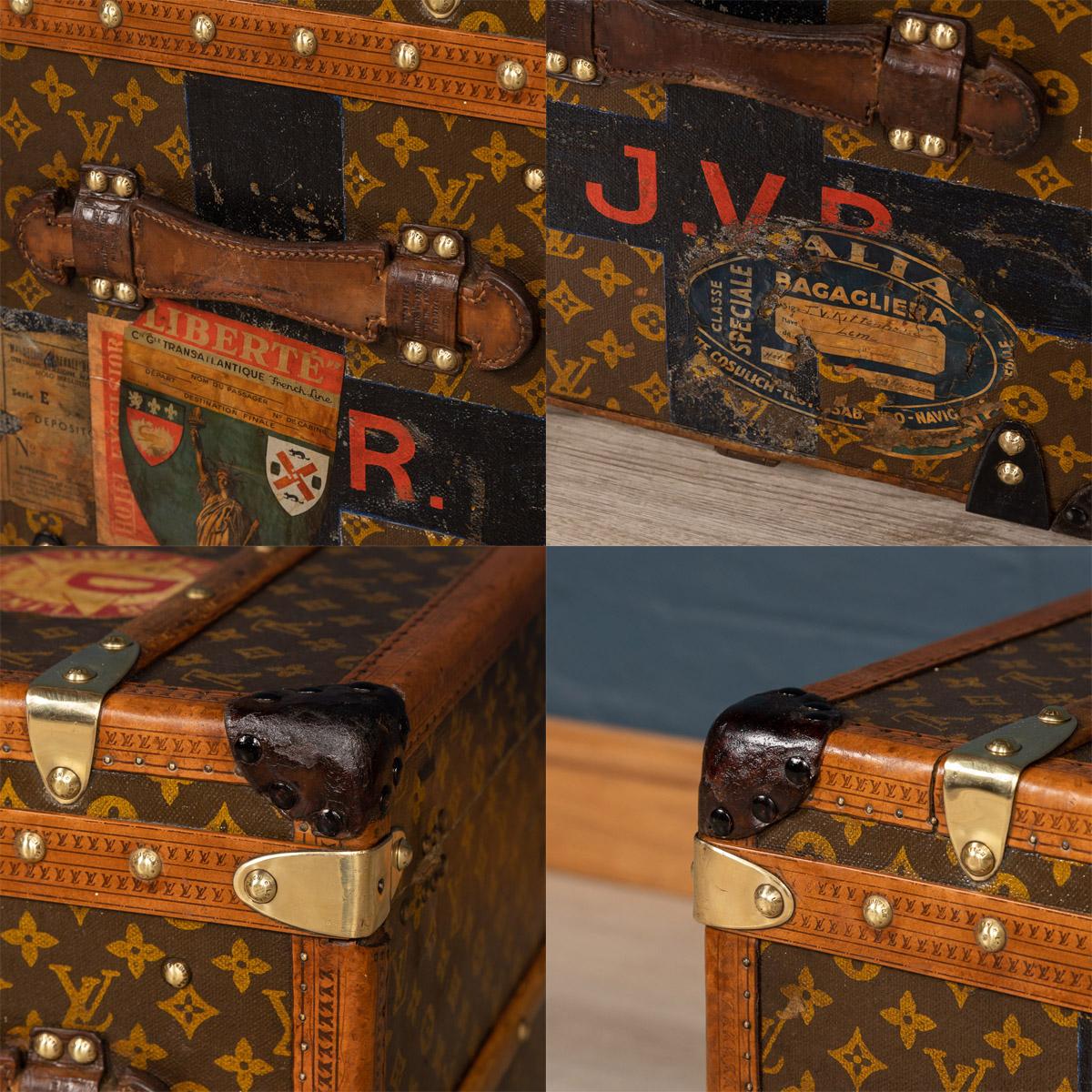 Antique 20th Century Rare Louis Vuitton Shoe Trunk, France, circa 1910 6