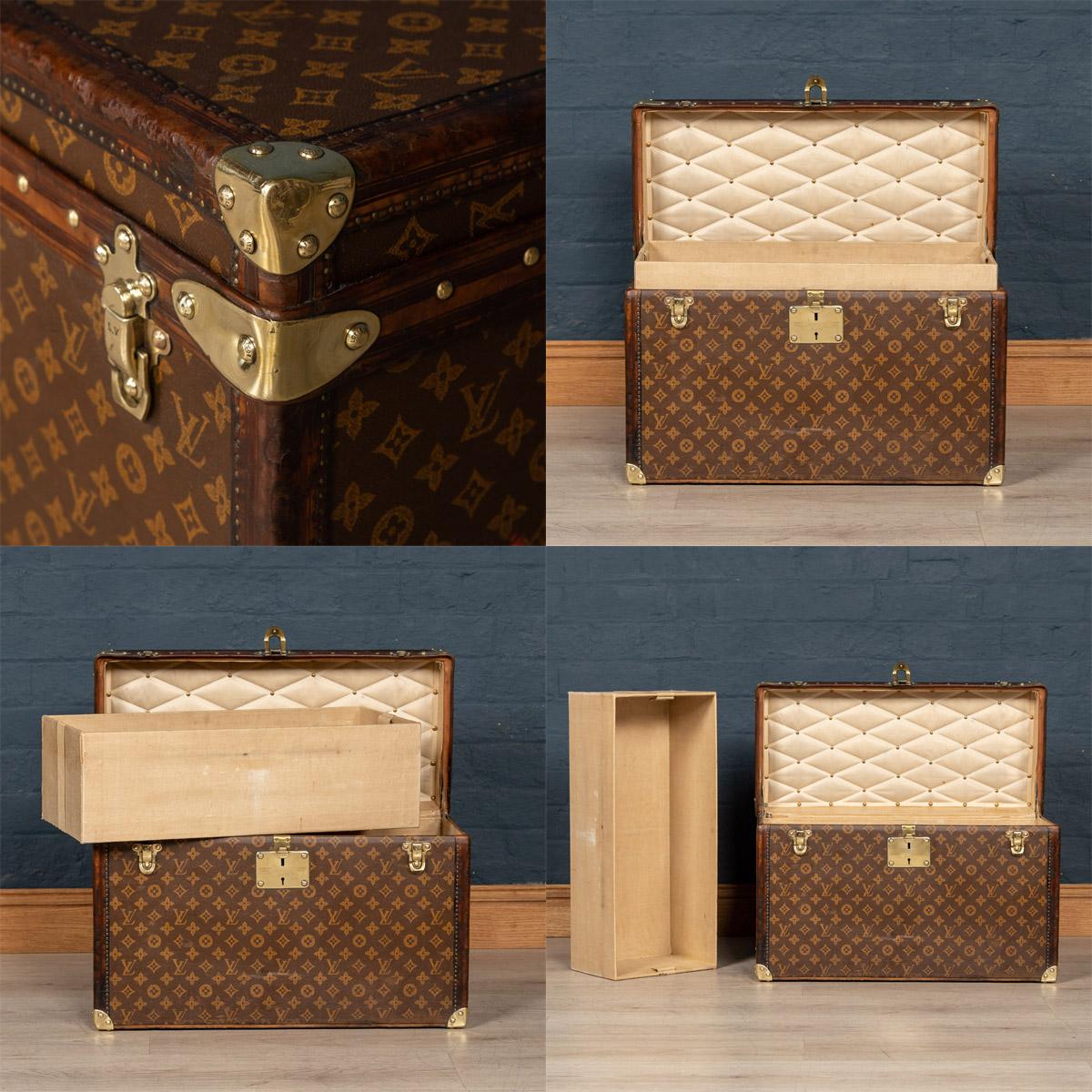 Antique 20th Century Rare Louis Vuitton Train Trunk, France, circa 1900 5