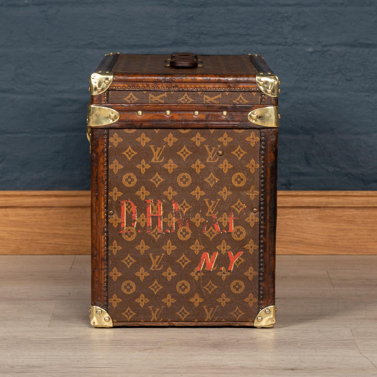 French Antique 20th Century Rare Louis Vuitton Train Trunk, France, circa 1900