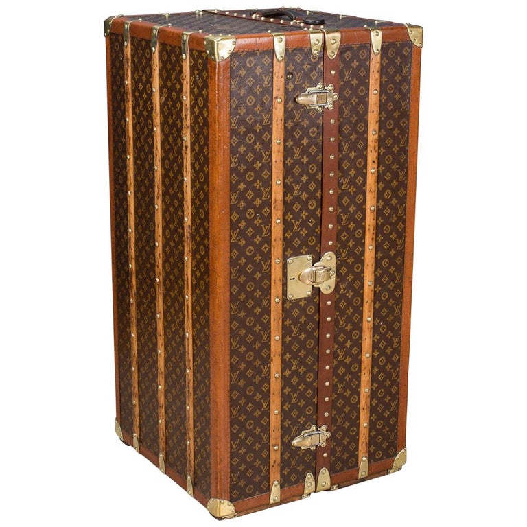 20th Century Louis Vuitton Cabin Trunk, France, c.1930 at 1stDibs