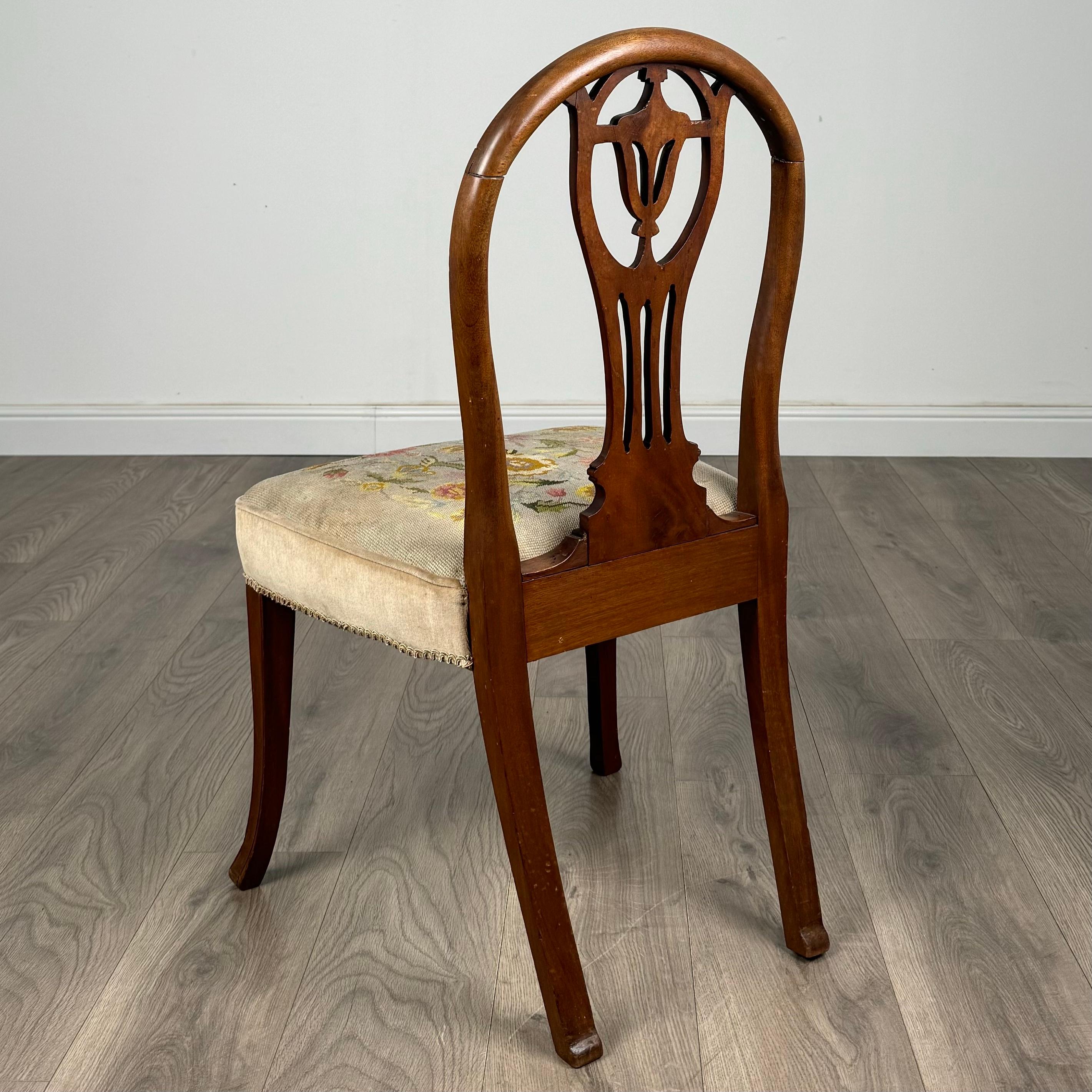 Mogano Antico set di 6 sedie da pranzo in stile Hepplewhite del XX secolo ( REF AFS-3373 ) in vendita
