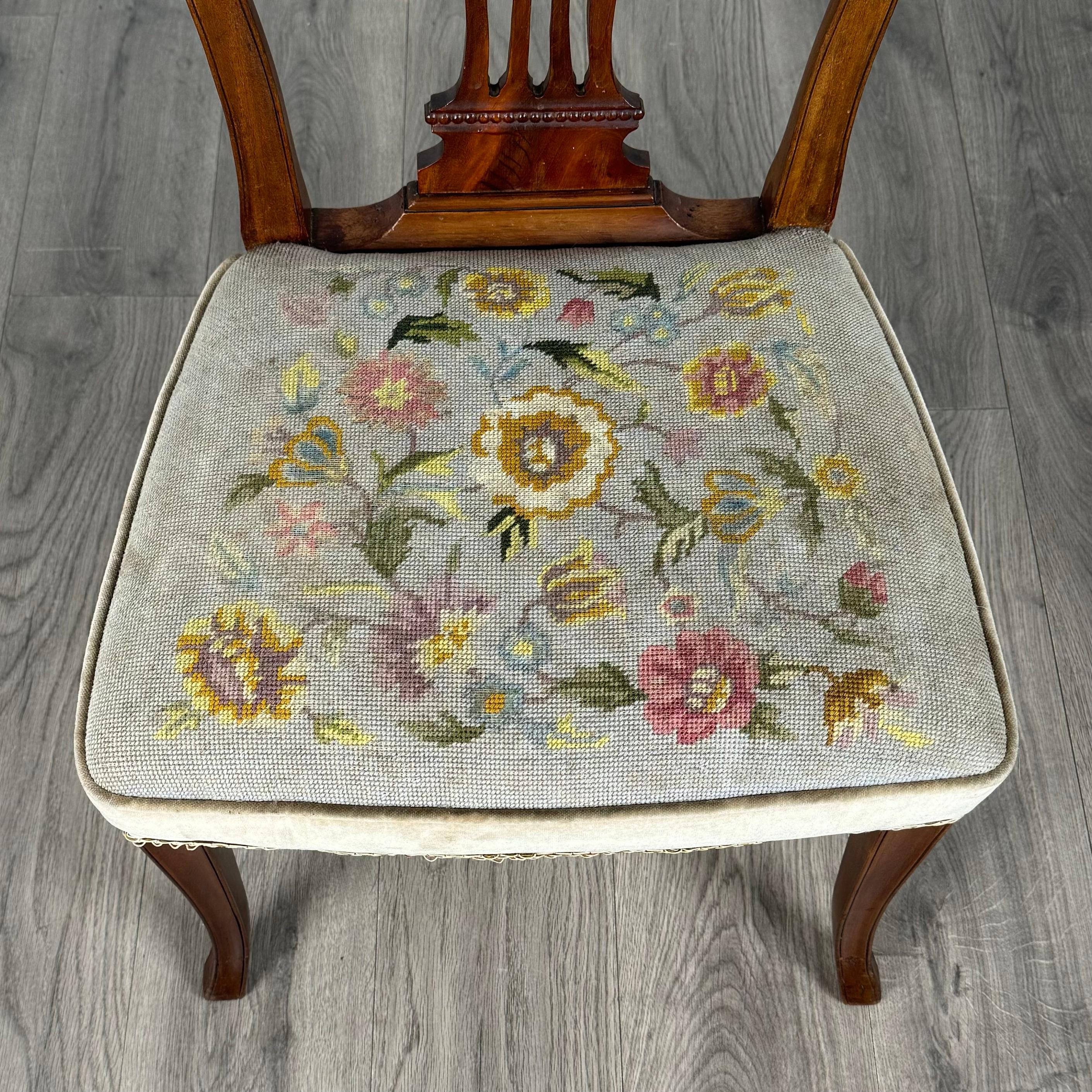 Antico set di 6 sedie da pranzo in stile Hepplewhite del XX secolo ( REF AFS-3373 ) in vendita 3