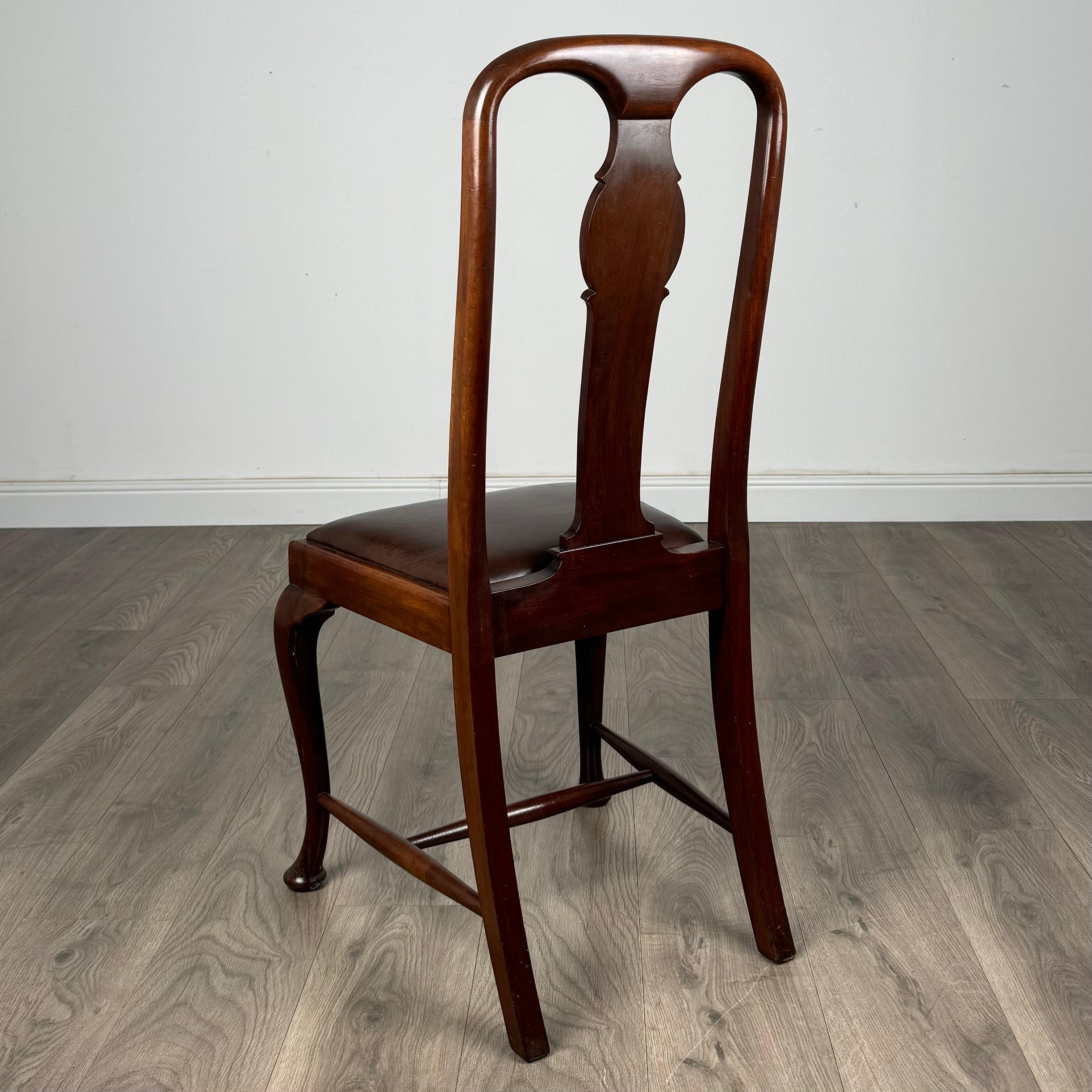 20ième siècle Ensemble de 6 chaises de salle à manger de style Queen Anne du 20ème siècle ( REF AF-3374 ) en vente