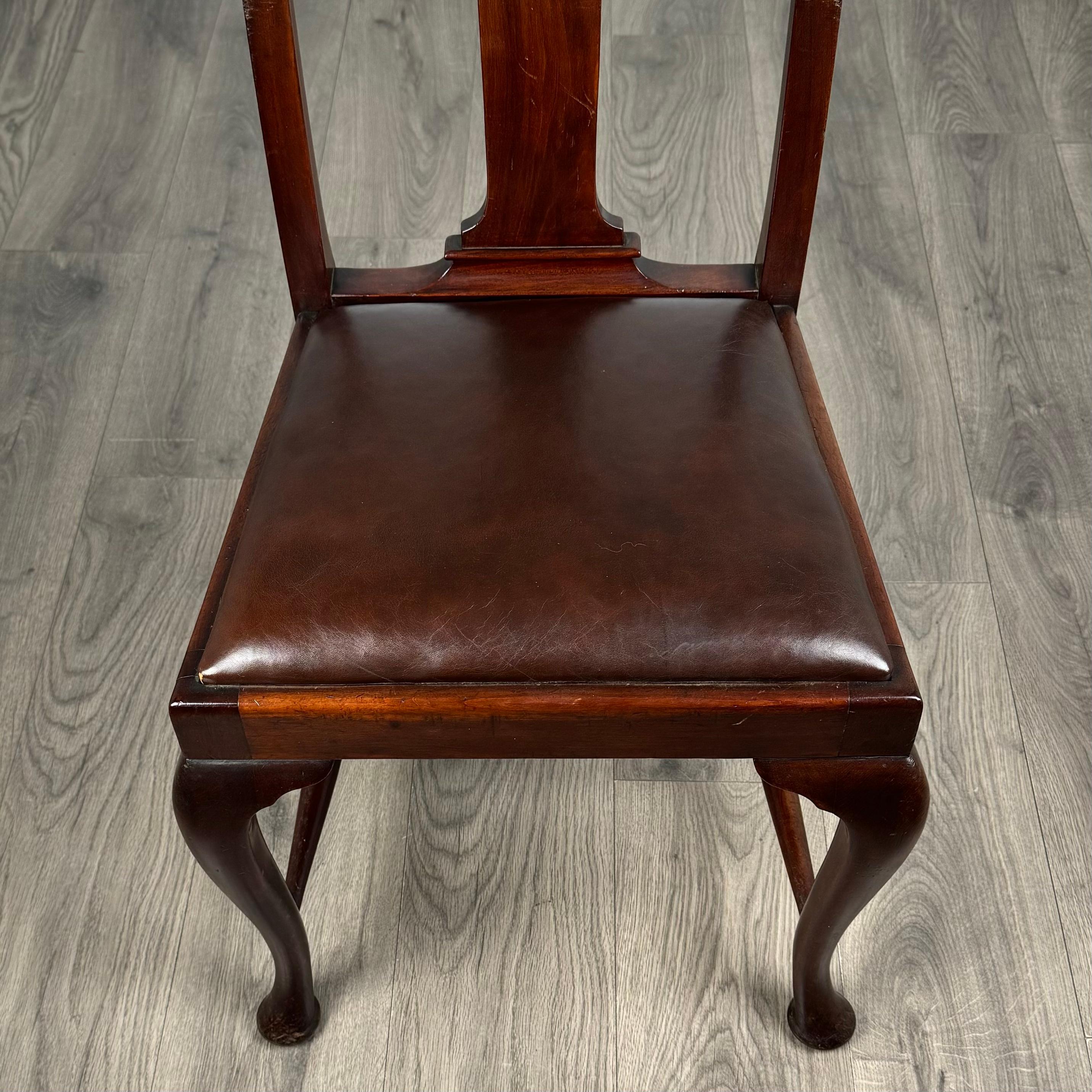 Ensemble de 6 chaises de salle à manger de style Queen Anne du 20ème siècle ( REF AF-3374 ) en vente 2