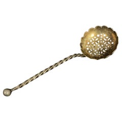 Antico cucchiaio da setaccio in argento ritorto del XX secolo - 2Y533